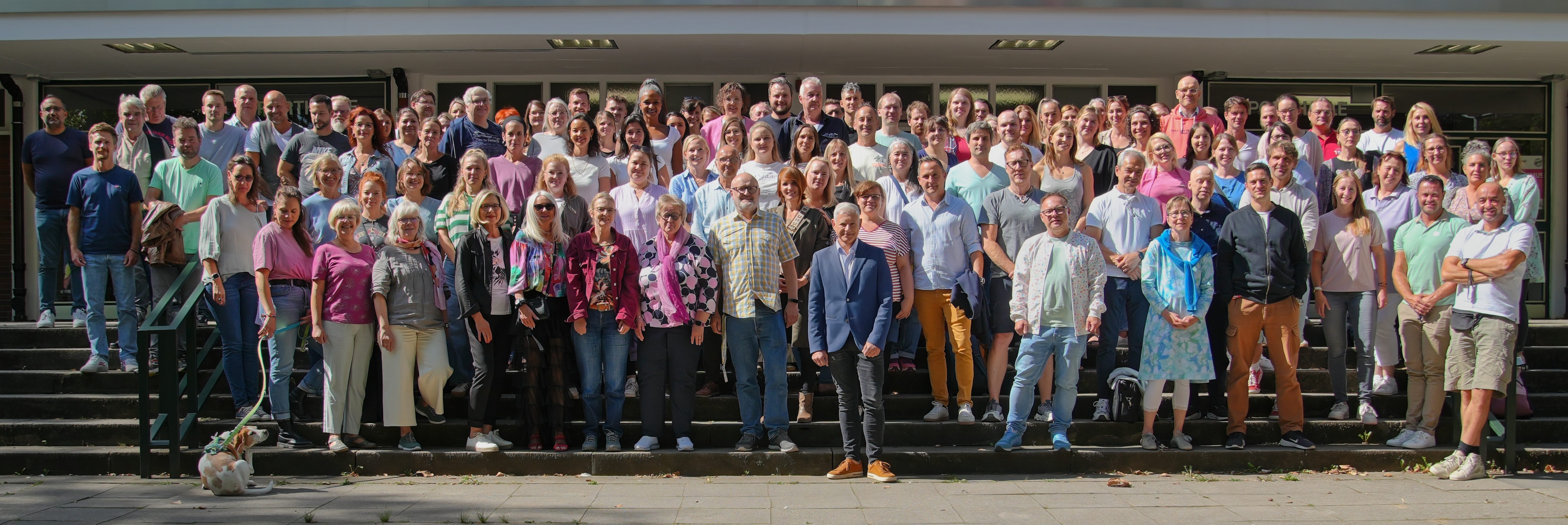 Emschertal-Berufskolleg Kollegiumsfoto 2025